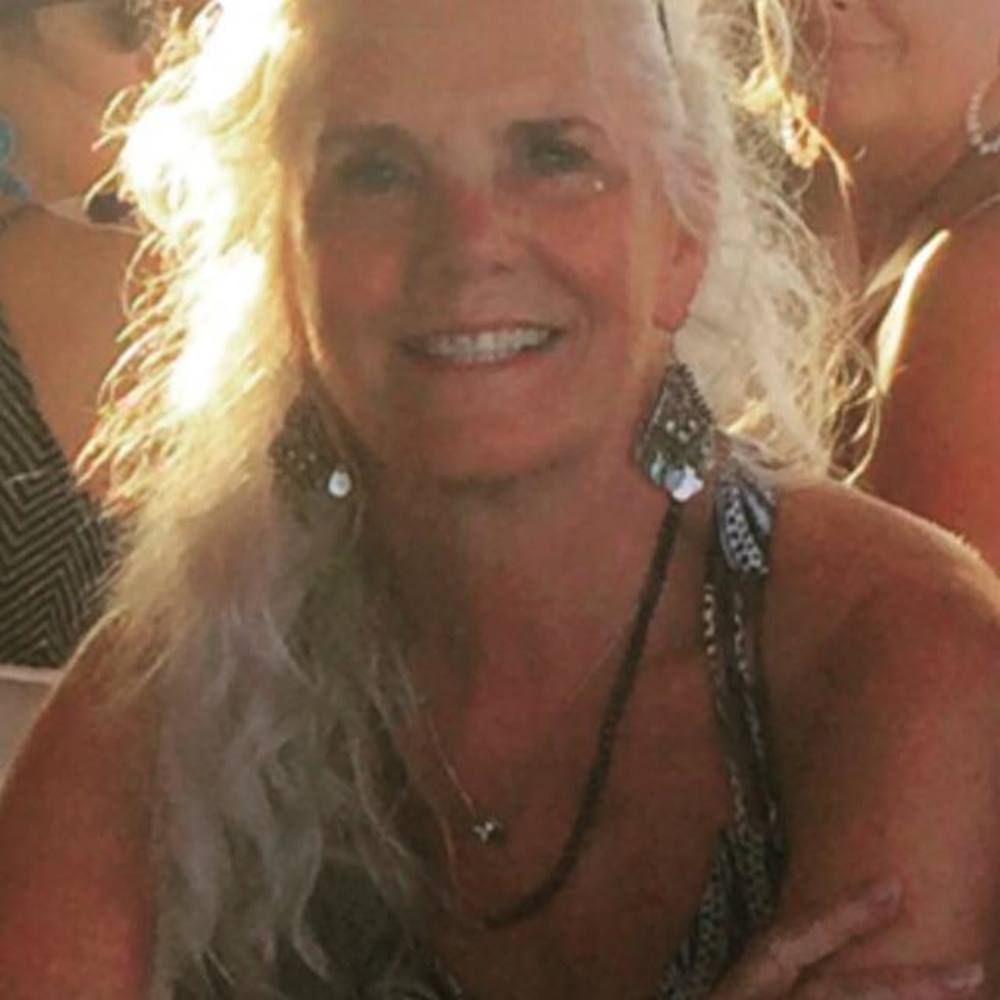 Meet your Posher, Claudia